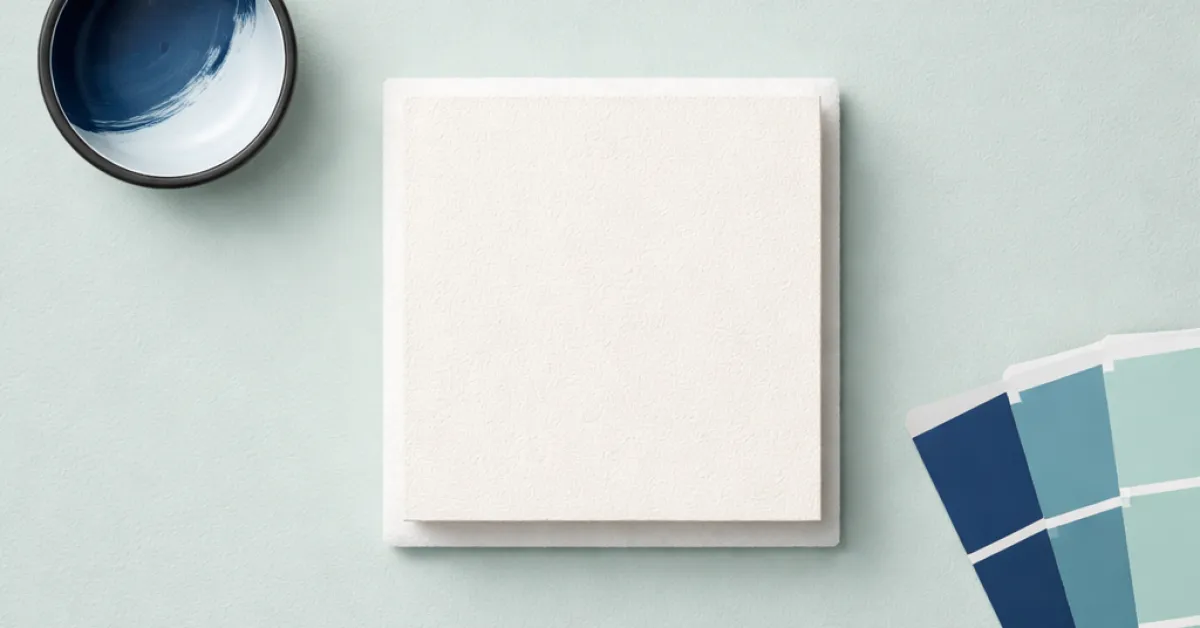 Pantone Cloud Dancer 2026 : pourquoi ce blanc chaud change tout pour un mur neutre