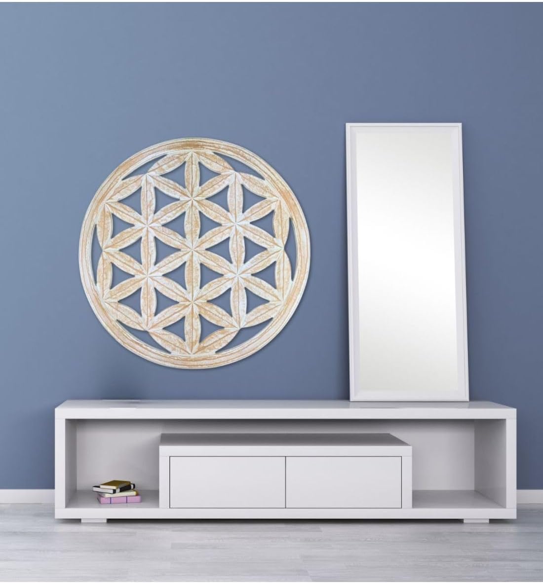 Grand décor mural fleur de vie en bois sculpté blanc cérusé ø60cm