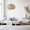 Éclairer ses murs avec une suspension en paille : guide expert pour un style bohème chic